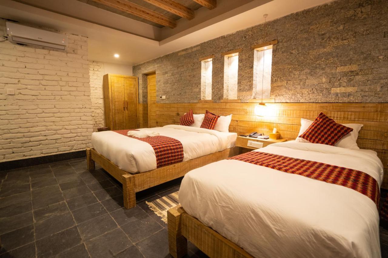 Hotel Mera Peak Private Limited Pokhara Bagian luar foto