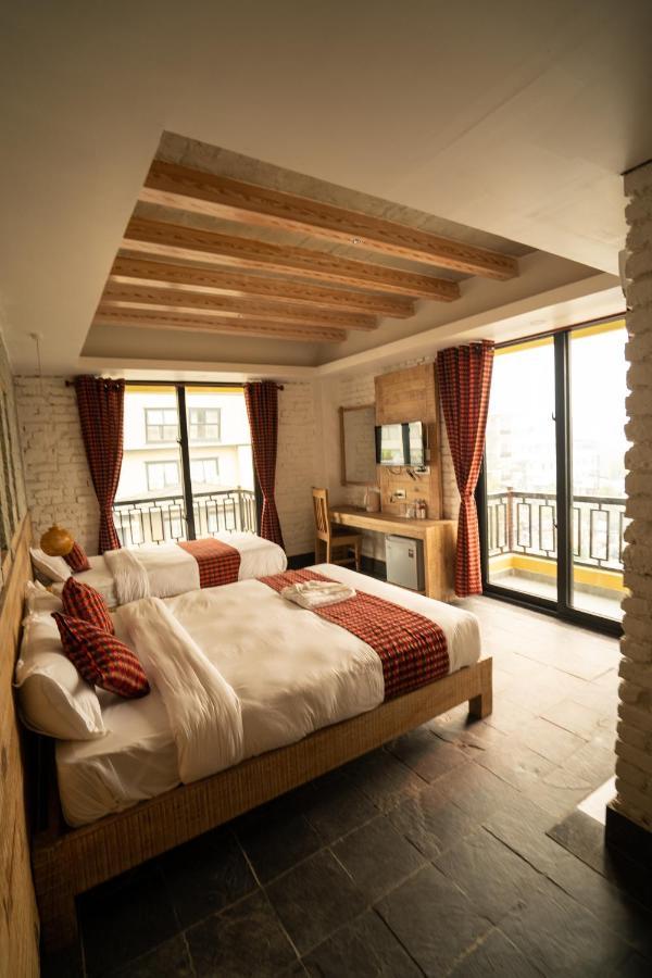 Hotel Mera Peak Private Limited Pokhara Bagian luar foto