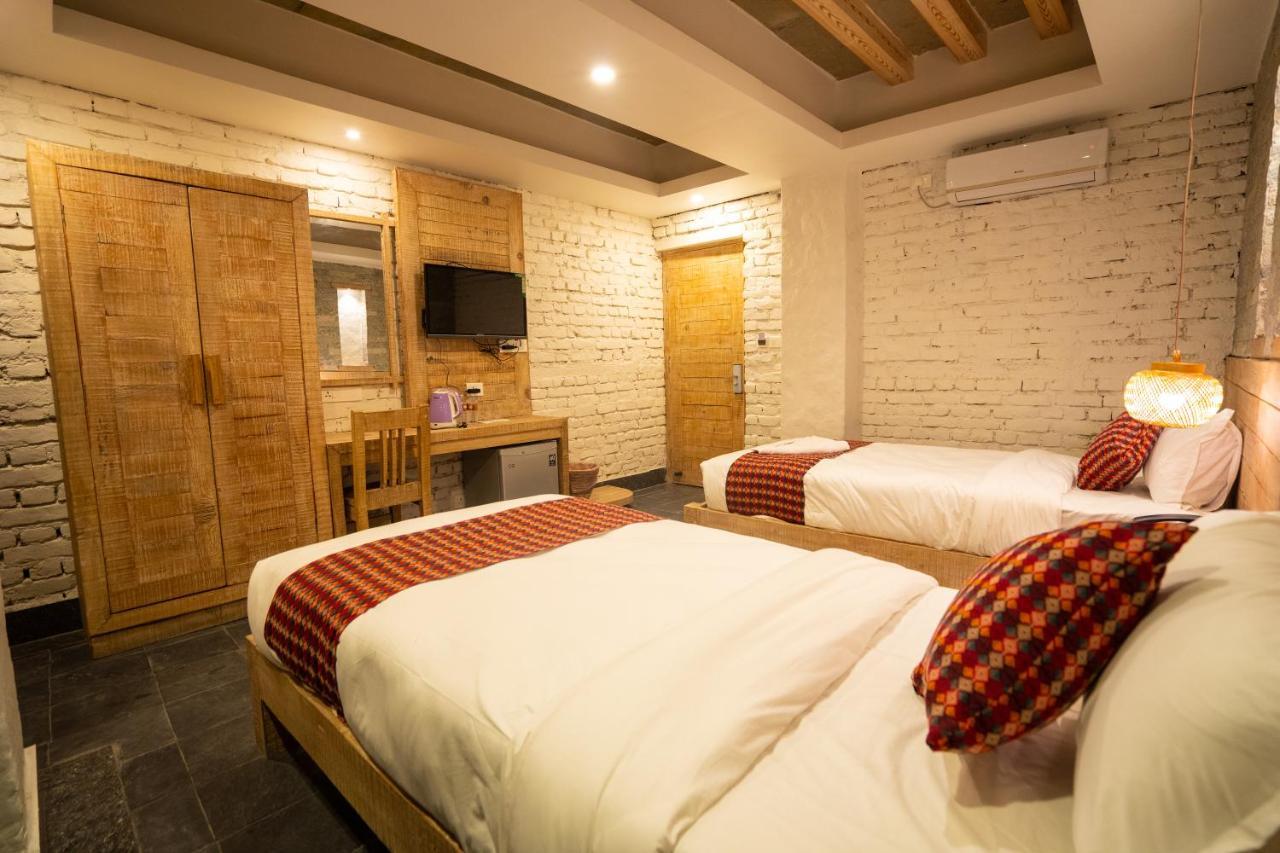 Hotel Mera Peak Private Limited Pokhara Bagian luar foto